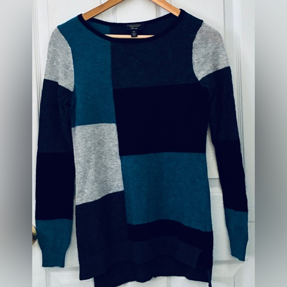 Charter Club Cashmere Sweater in Teal and Black - Picture 1 of 3